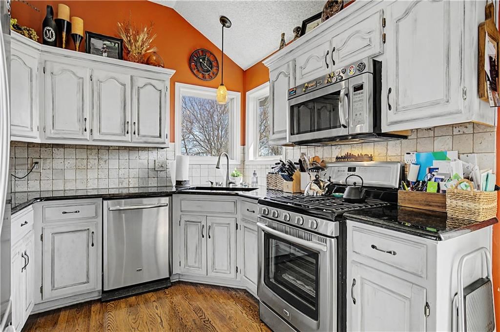 16211 W 158TH Street — photo 12