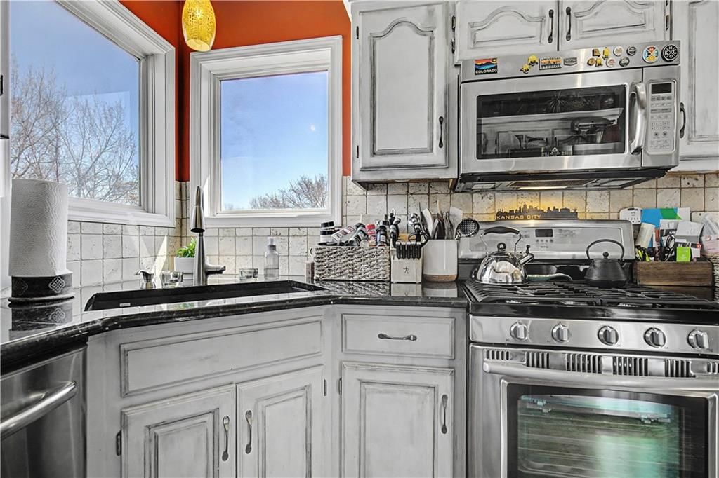16211 W 158TH Street — photo 13