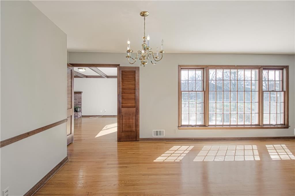207 NW Woodbine Avenue — photo 10