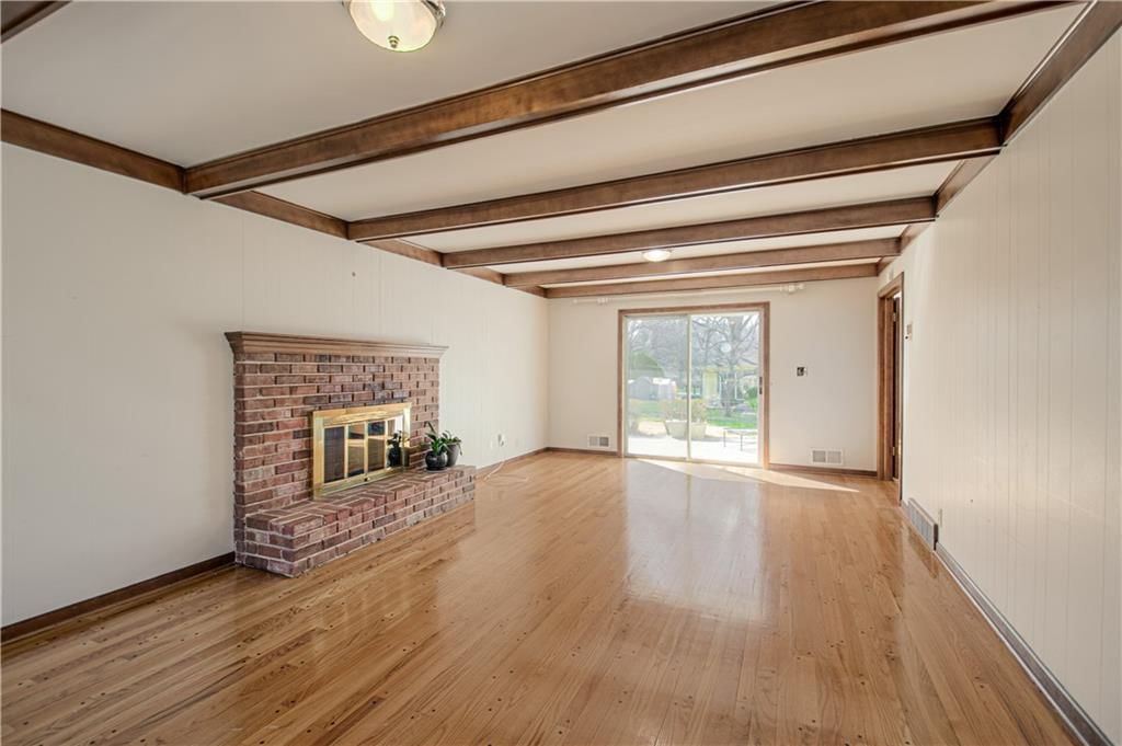 207 NW Woodbine Avenue — photo 13