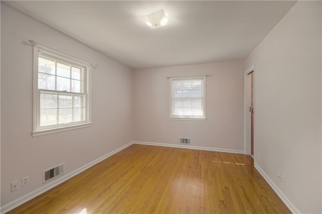 207 NW Woodbine Avenue — photo 19