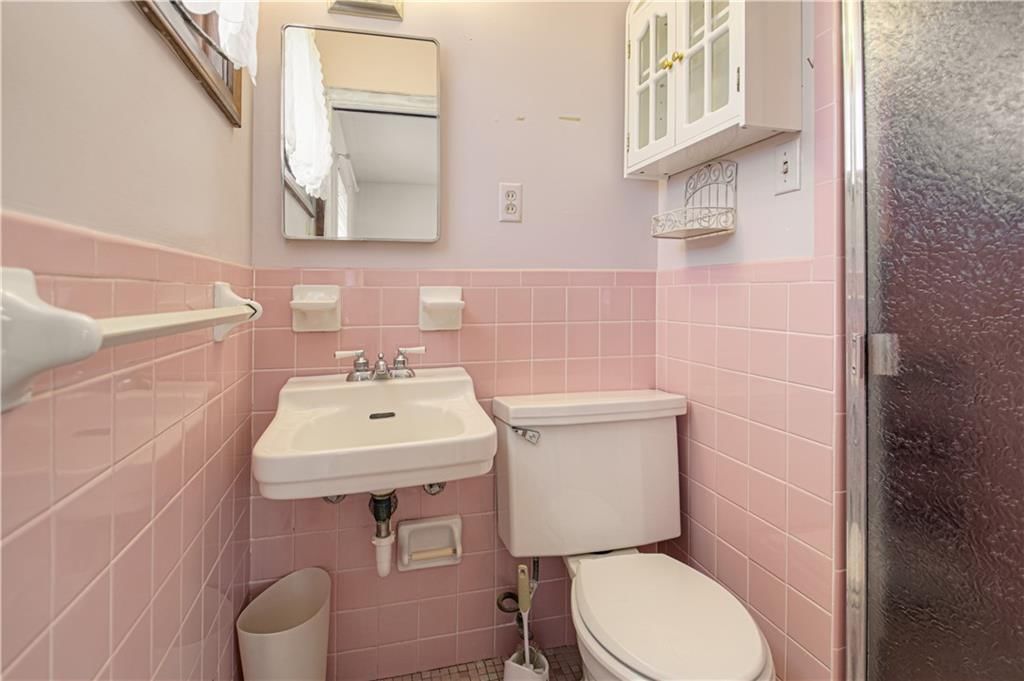 207 NW Woodbine Avenue — photo 24