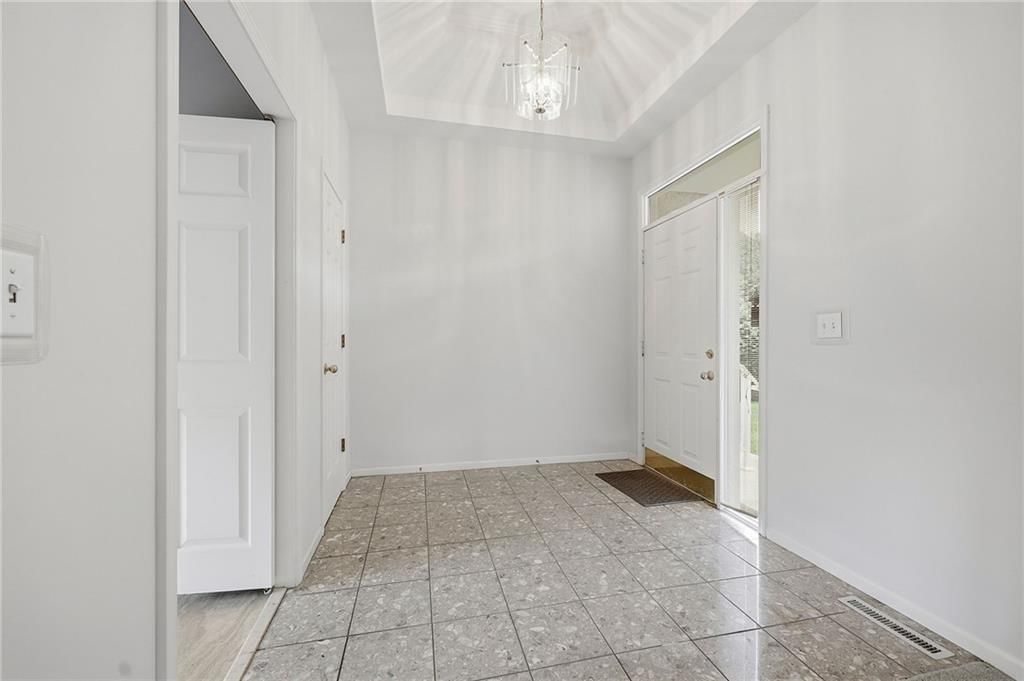 12202 Caenen Drive — photo 5