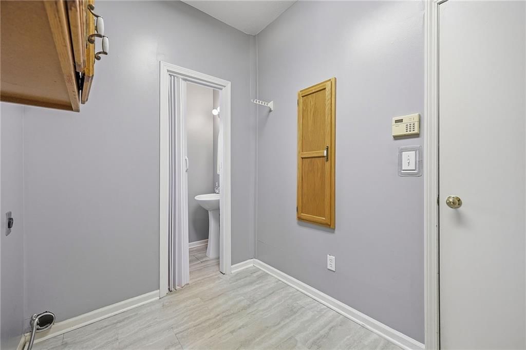 12202 Caenen Drive — photo 22