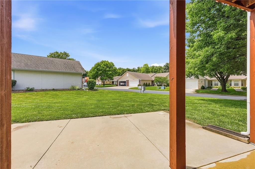 12202 Caenen Drive — photo 37