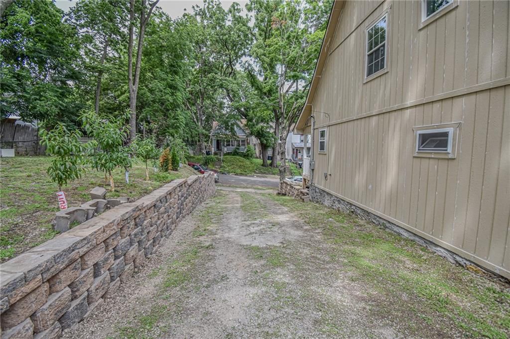 3613 Smart Avenue — photo 30