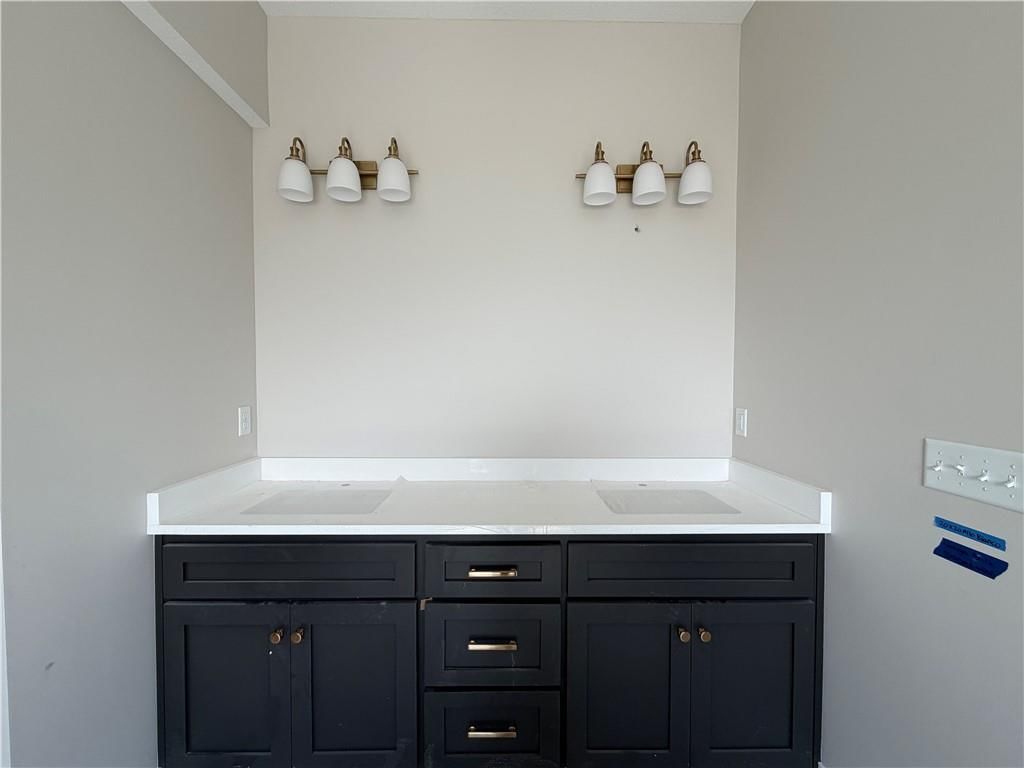 10509 N Mulberry Street — photo 23
