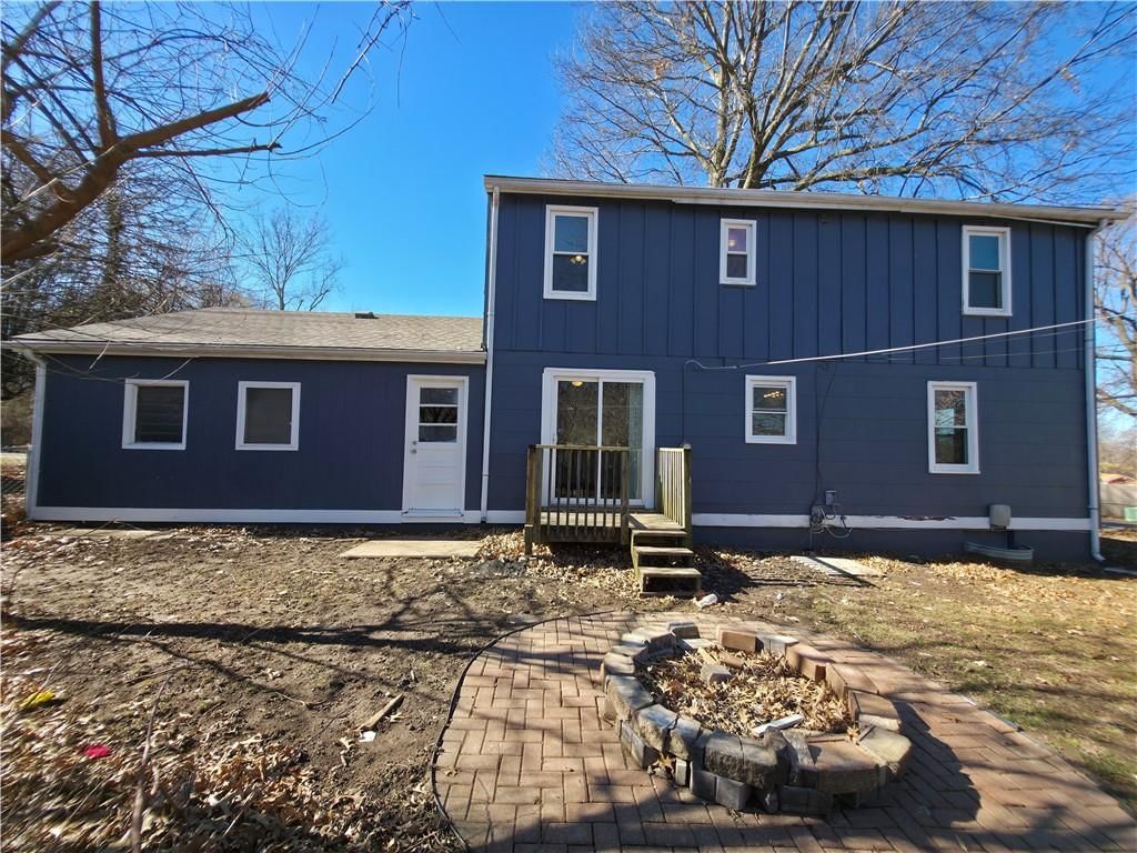 836 W Charles Street — photo 5
