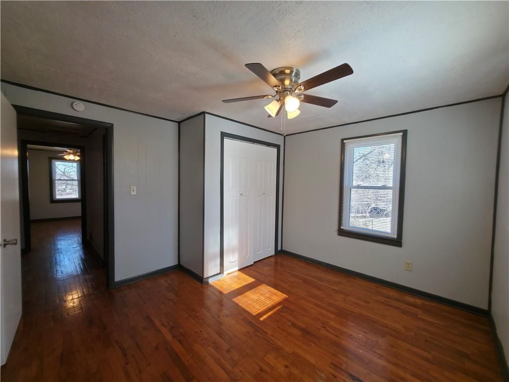836 W Charles Street — photo 18
