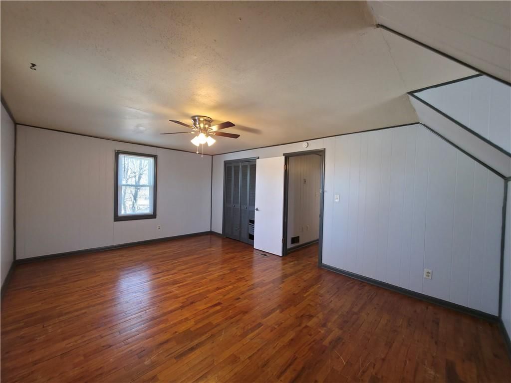 836 W Charles Street — photo 24