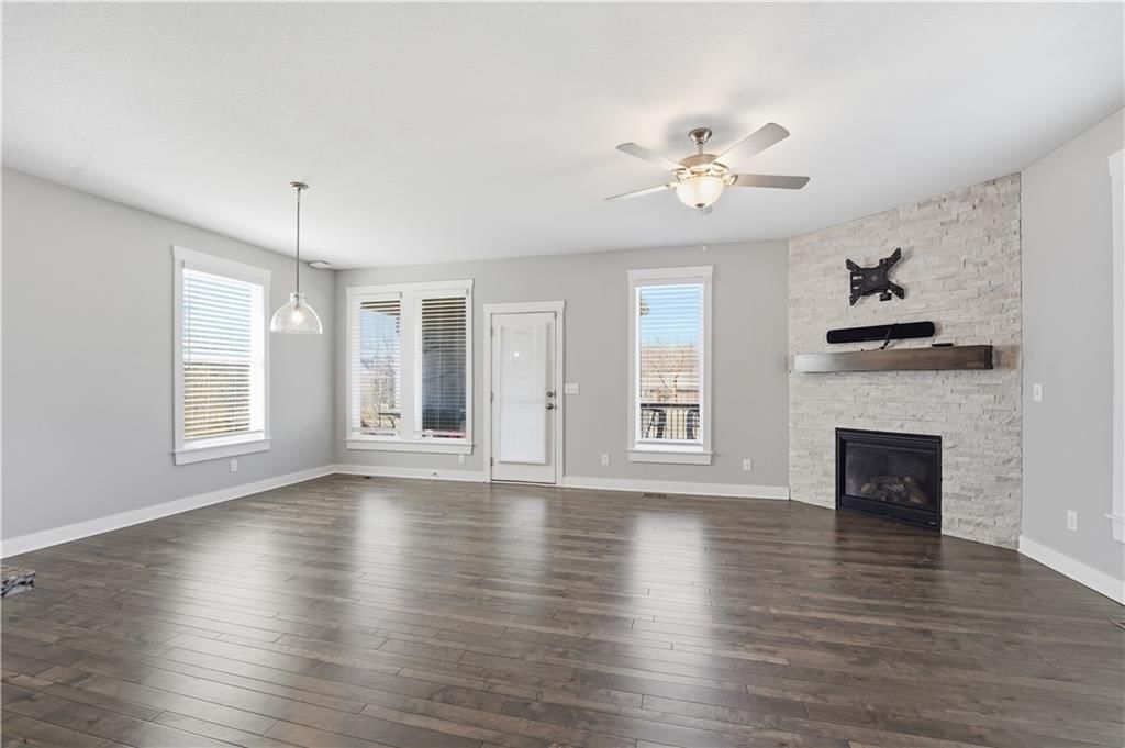 11300 N Michigan Avenue — photo 32