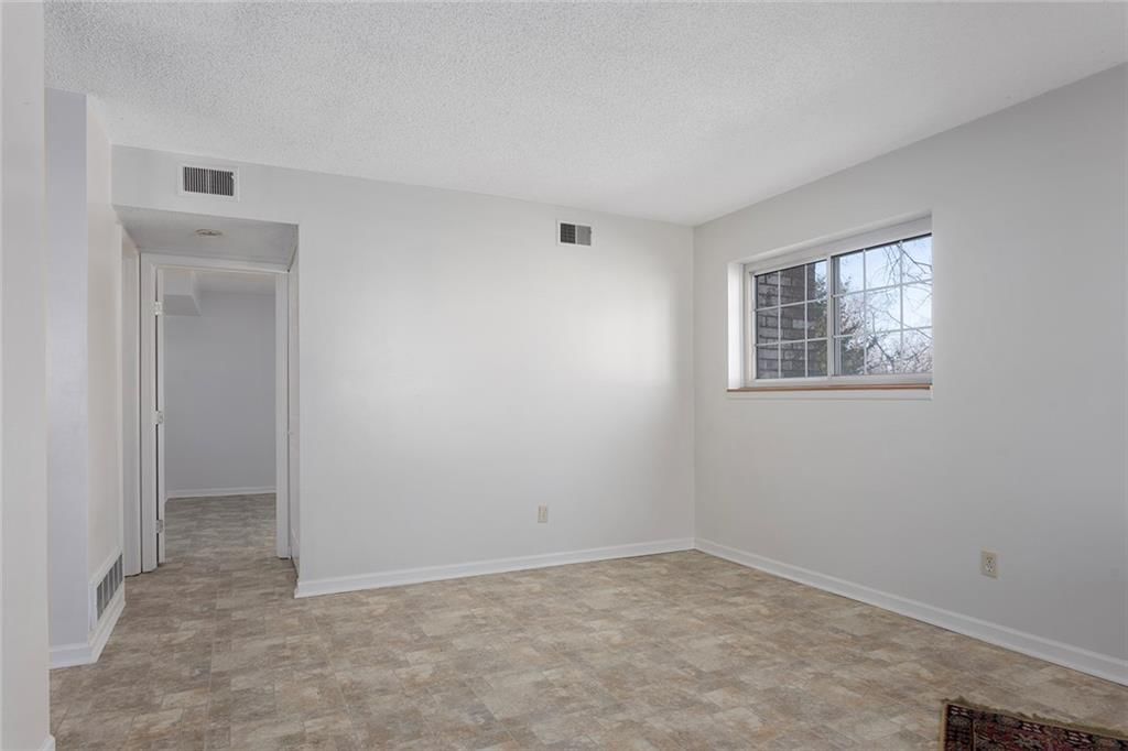 7137 NW Winter Avenue — photo 32