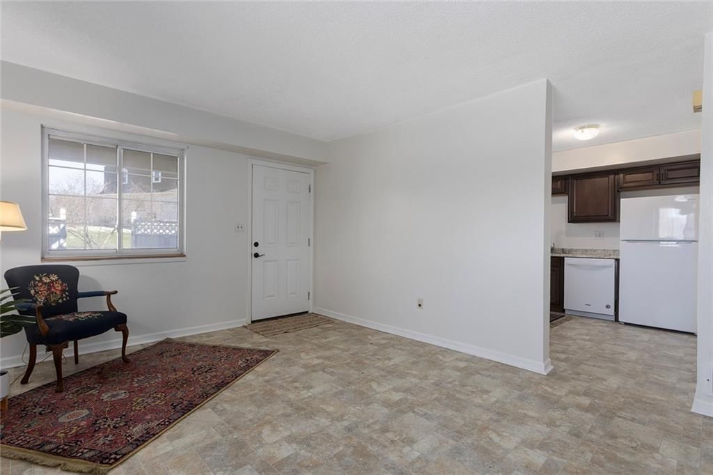 7137 NW Winter Avenue — photo 37