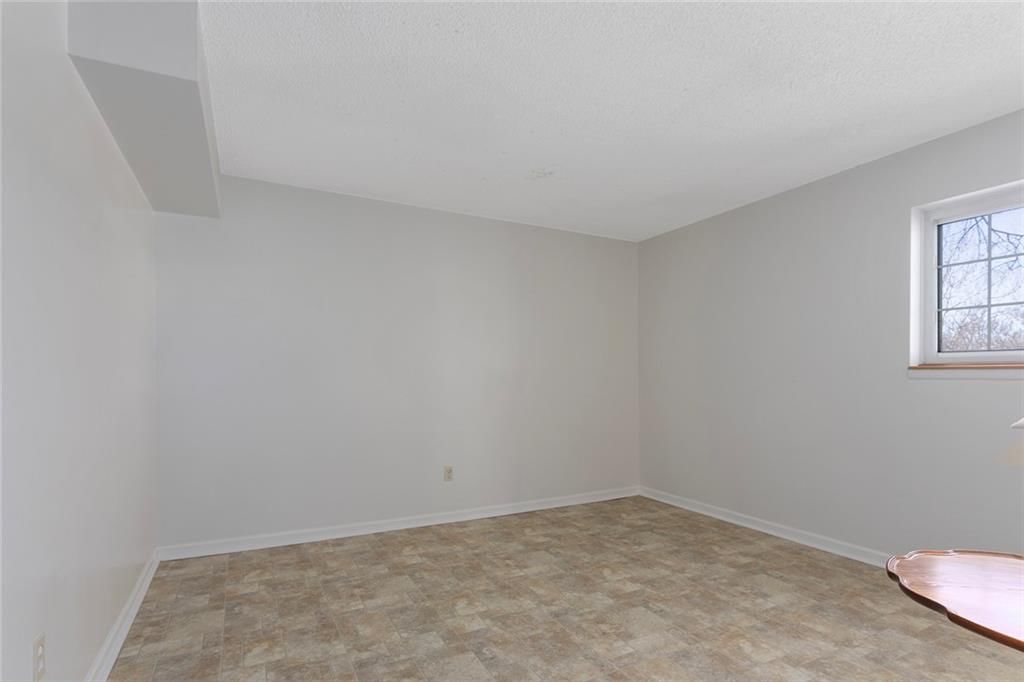 7137 NW Winter Avenue — photo 38