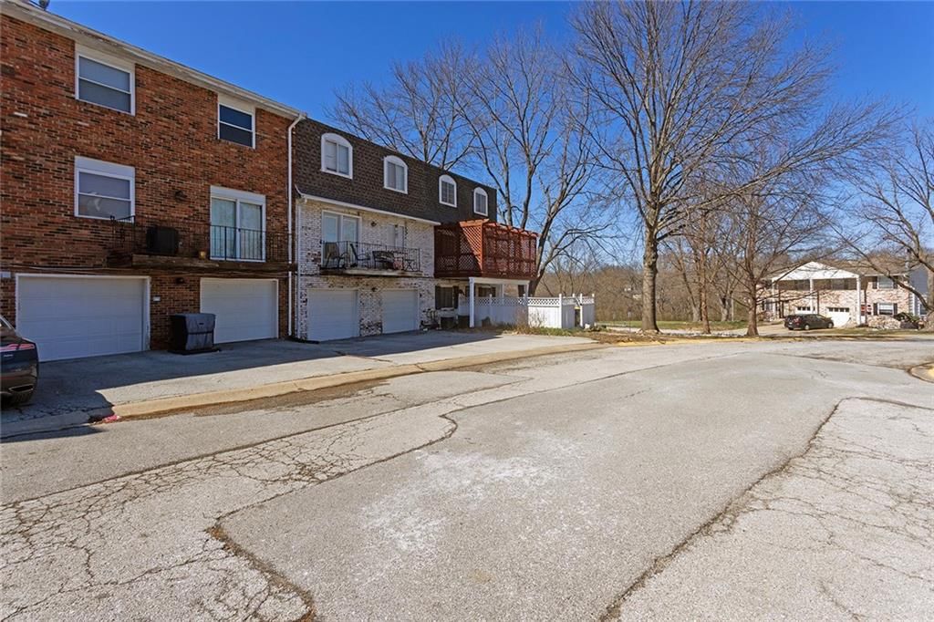 7137 NW Winter Avenue — photo 44
