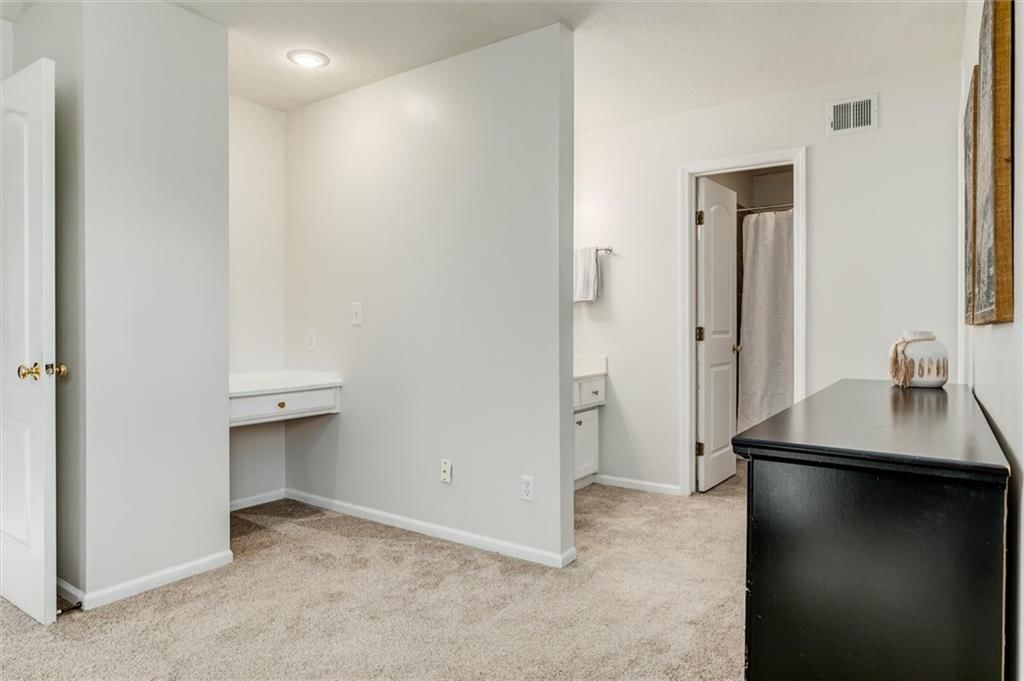 13104 Westgate Street — photo 25