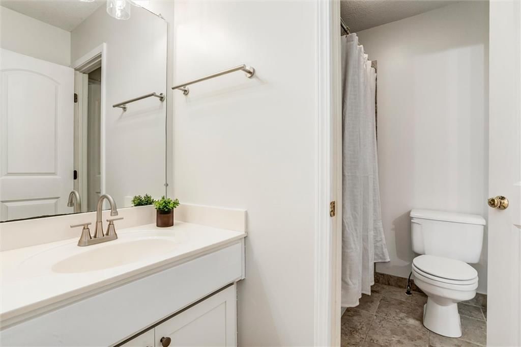 13104 Westgate Street — photo 29