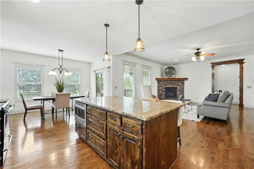 4560 NE Seneca Terrace — photo 12