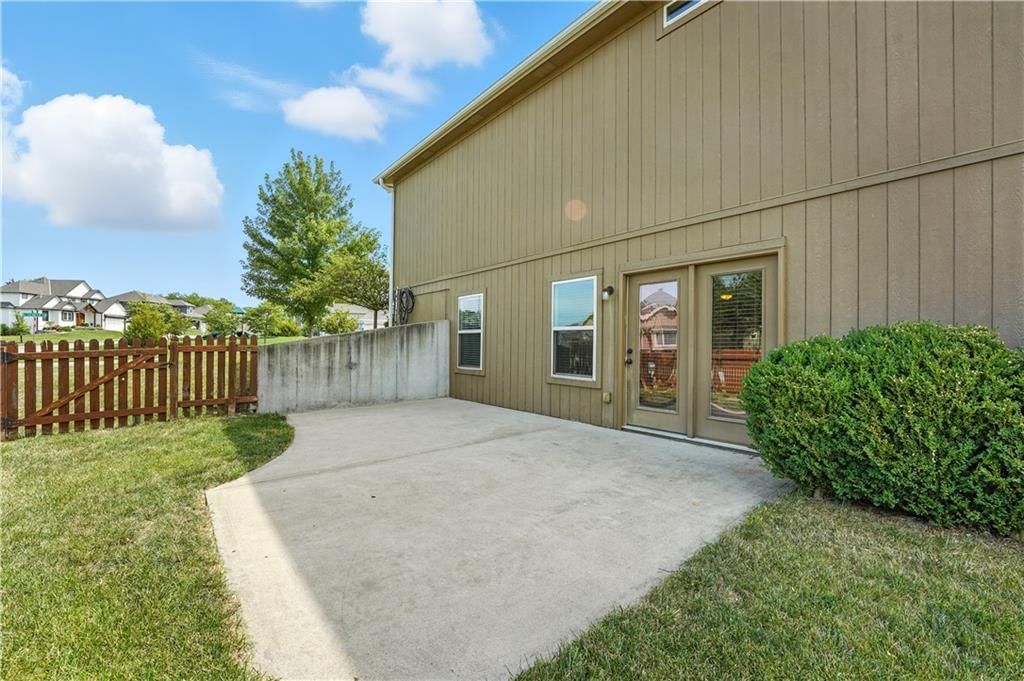 4560 NE Seneca Terrace — photo 32