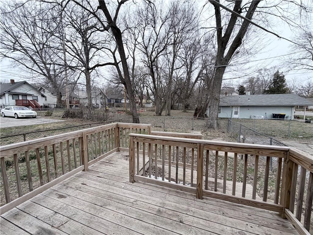 2314 E 59th Street — photo 20