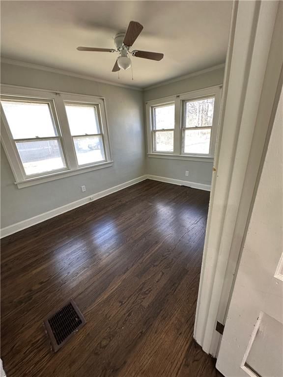 2314 E 59th Street — photo 28