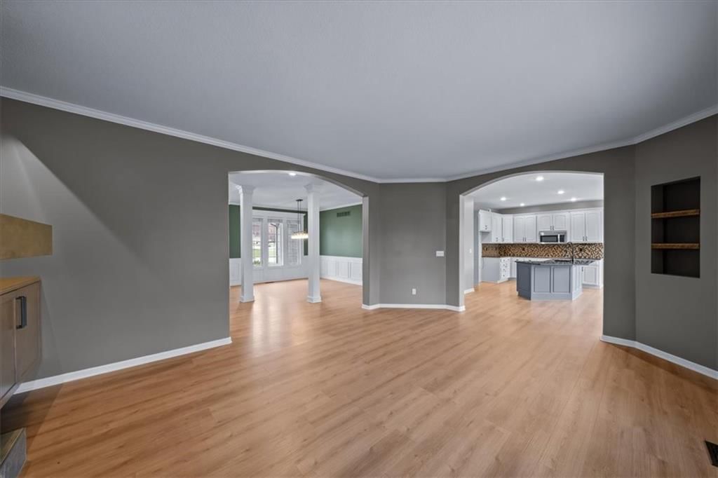 5800 NE SAPPHIRE Circle — photo 7