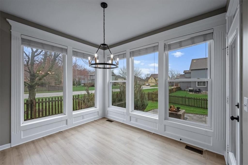5800 NE SAPPHIRE Circle — photo 14