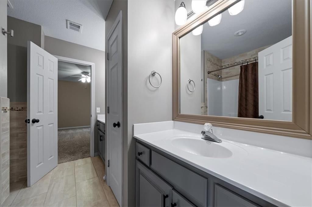 5800 NE SAPPHIRE Circle — photo 26