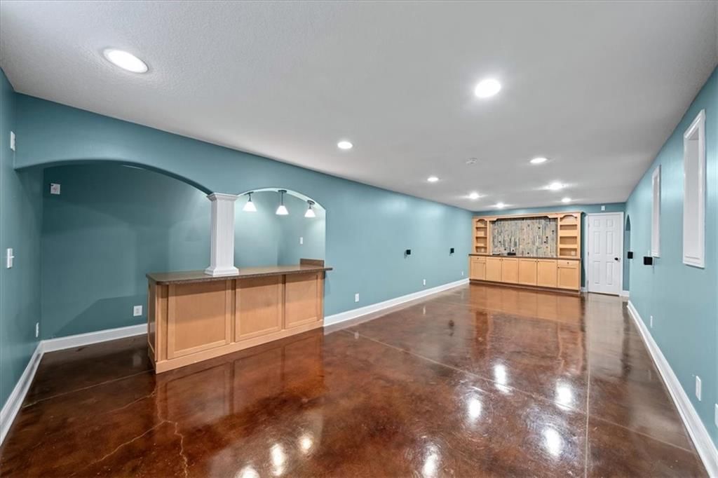 5800 NE SAPPHIRE Circle — photo 31