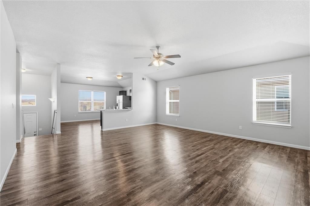 21303 W 219th Street — photo 7