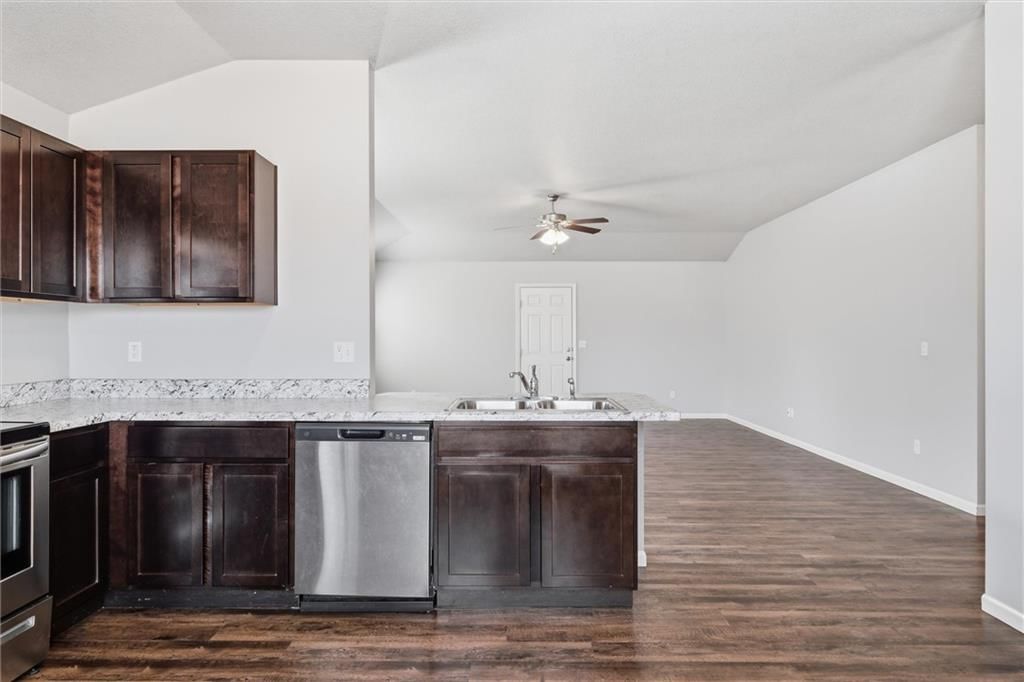 21303 W 219th Street — photo 11
