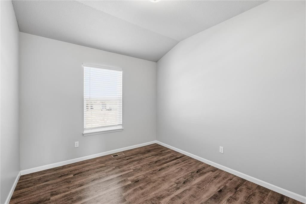 21303 W 219th Street — photo 20