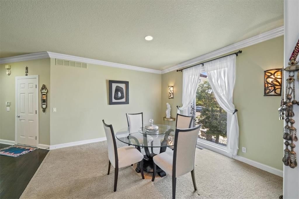 12711 Woodson Street — photo 10