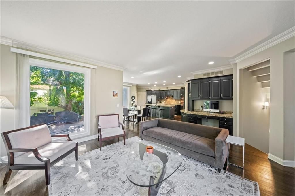 12711 Woodson Street — photo 17
