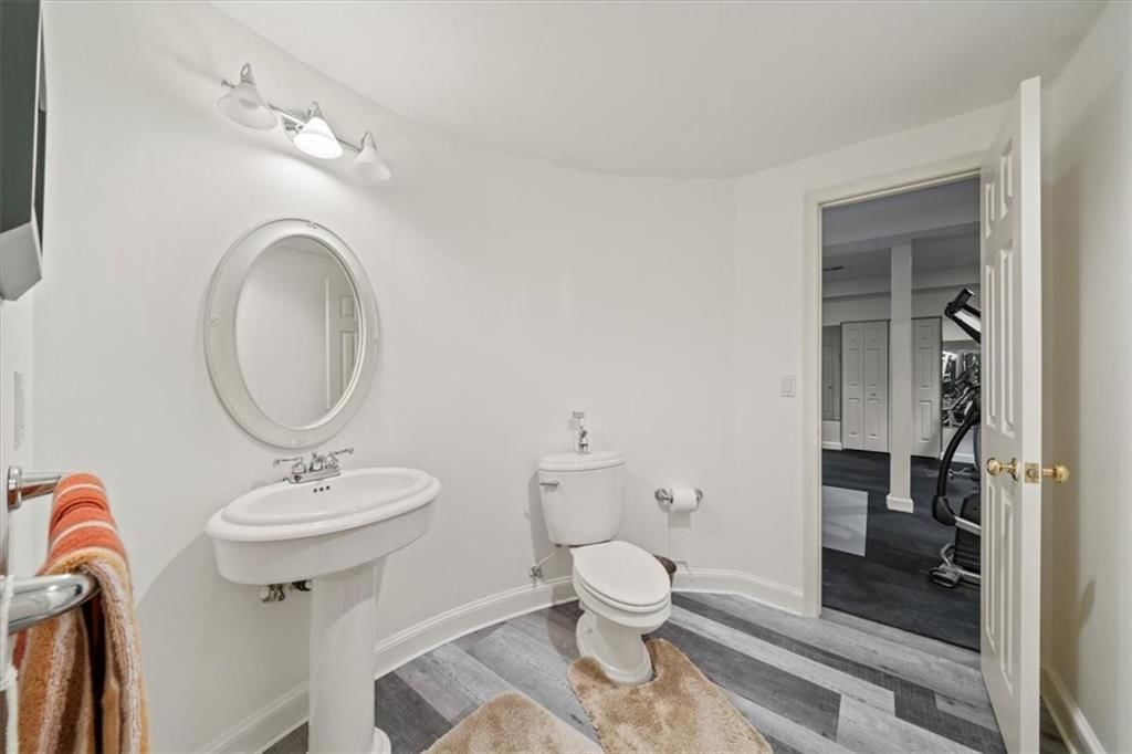 12711 Woodson Street — photo 34