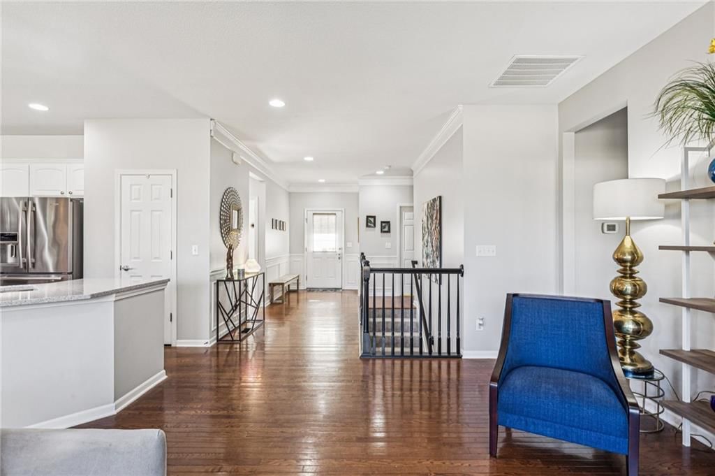 1022 SW Cheshire Drive — photo 8
