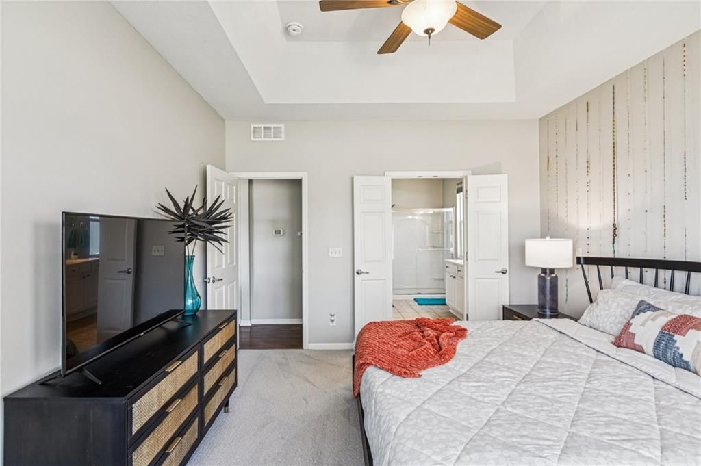 1022 SW Cheshire Drive — photo 10