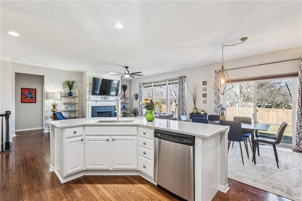 1022 SW Cheshire Drive — photo 16