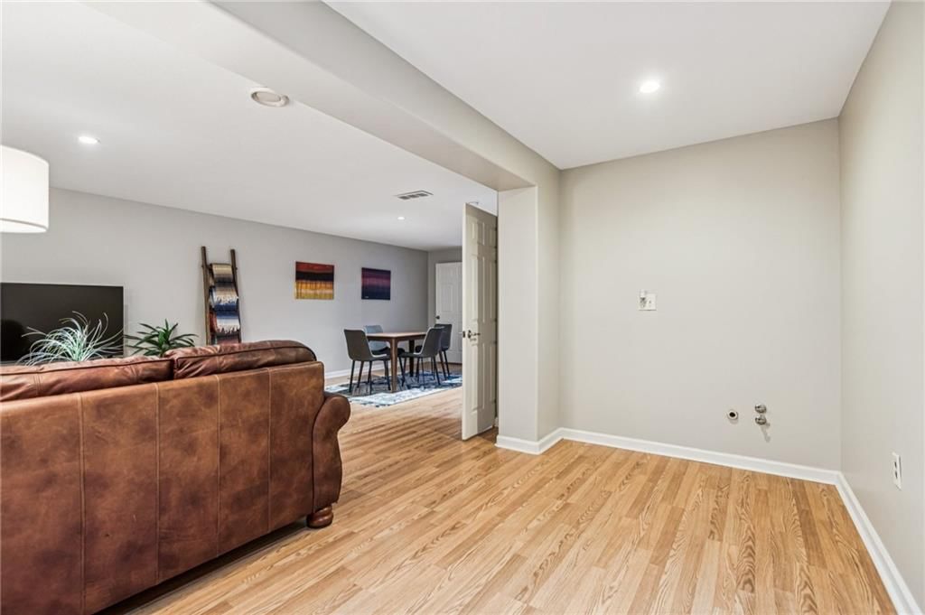 1022 SW Cheshire Drive — photo 30