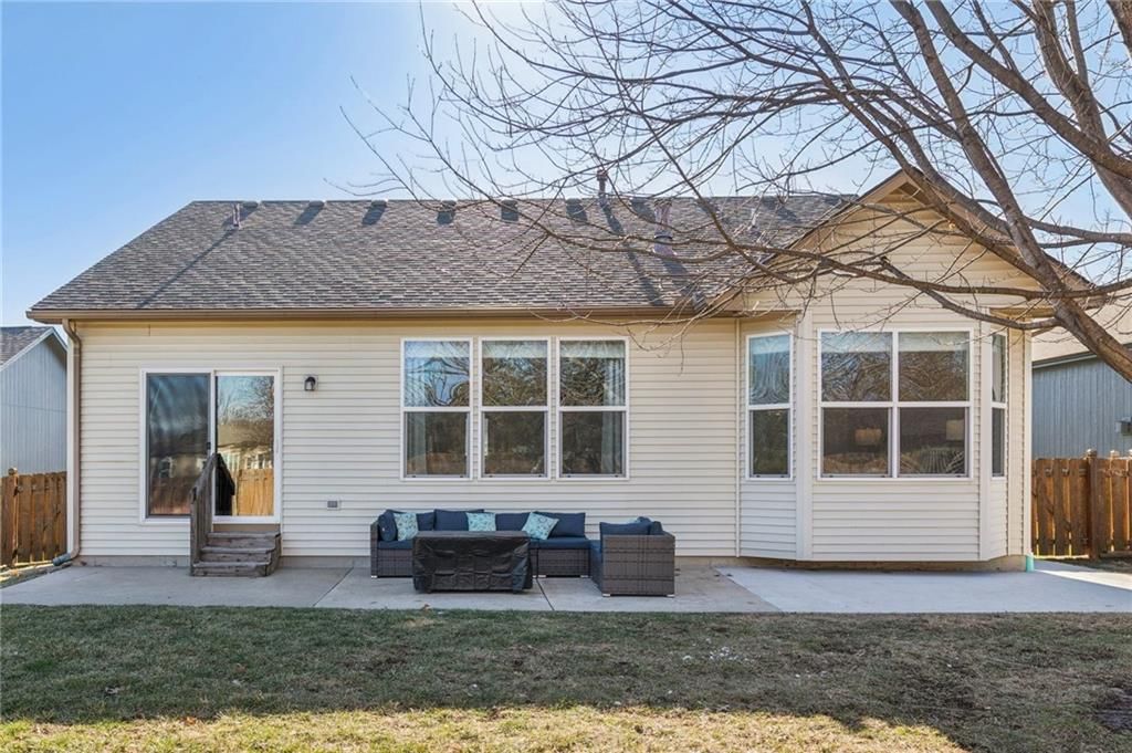 1022 SW Cheshire Drive — photo 38