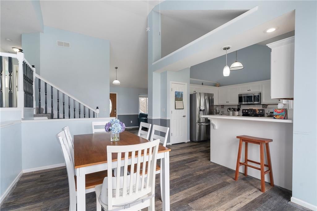 15604 Pebble Terrace — photo 10