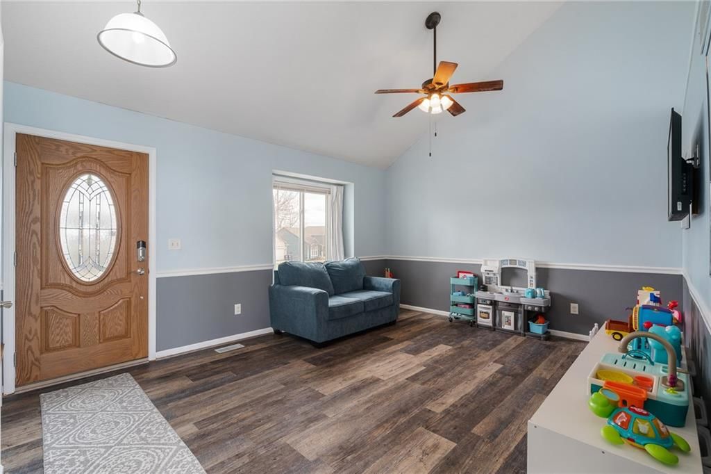 15604 Pebble Terrace — photo 13