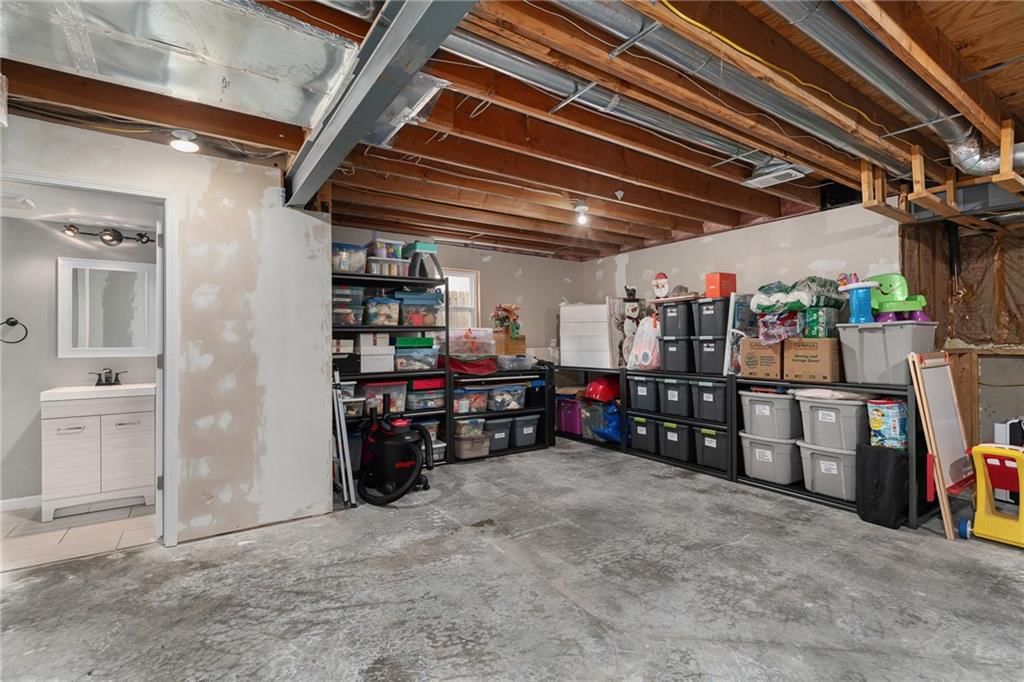 15604 Pebble Terrace — photo 29