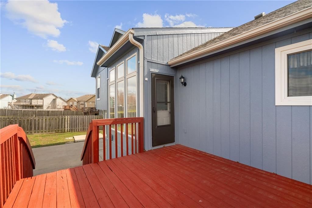 15604 Pebble Terrace — photo 33