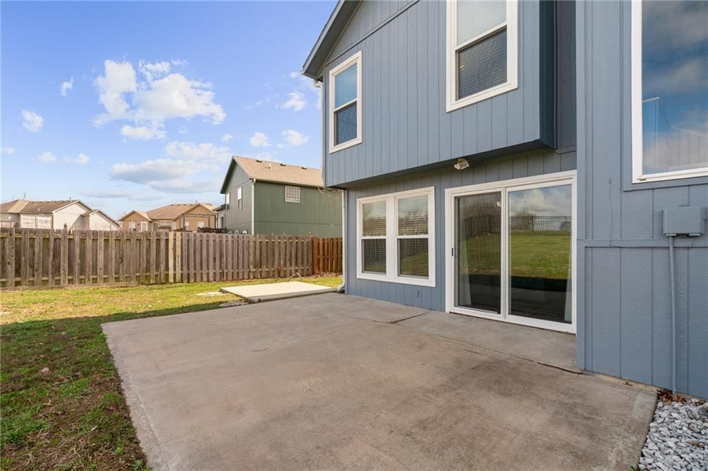 15604 Pebble Terrace — photo 35