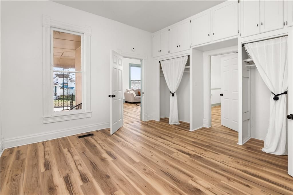 301 E Mitchell Street — photo 7