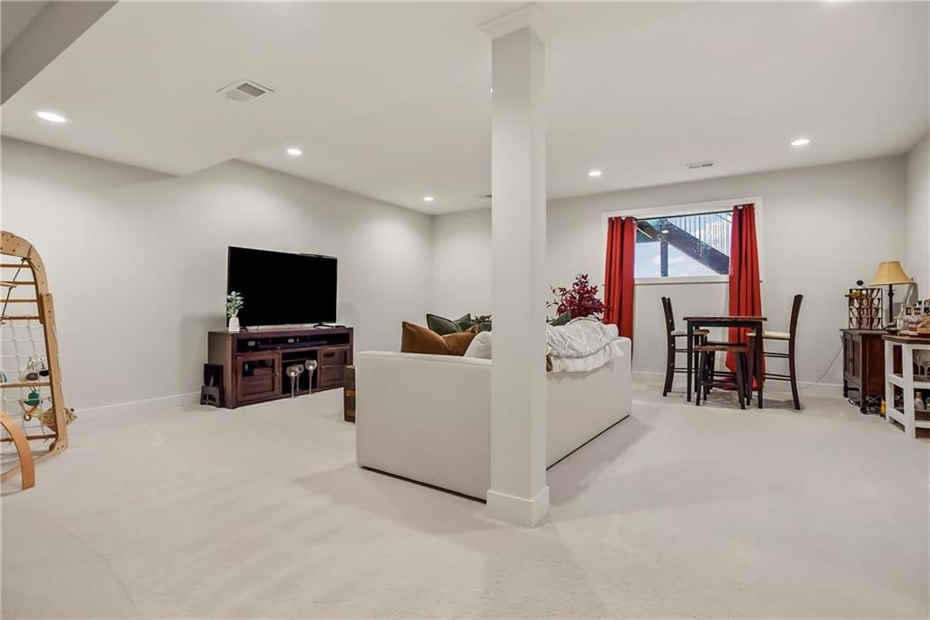 21123 W 186th Terrace — photo 23