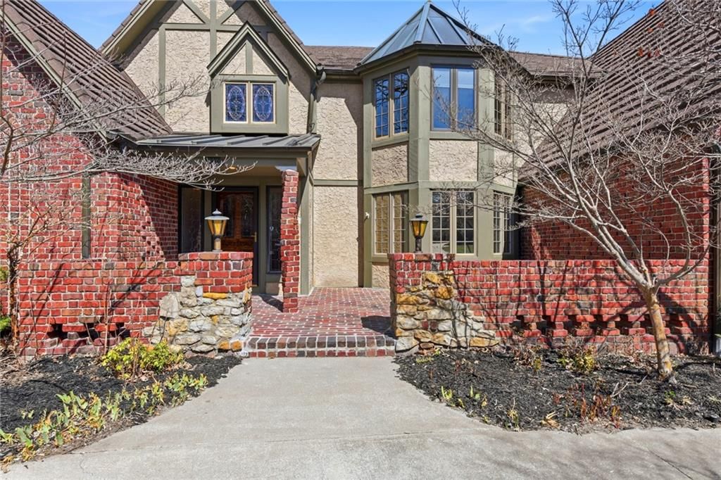 8461 Maplewood Lane — photo 4