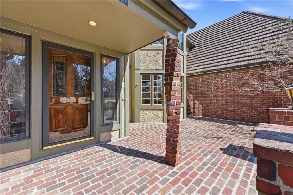8461 Maplewood Lane — photo 6