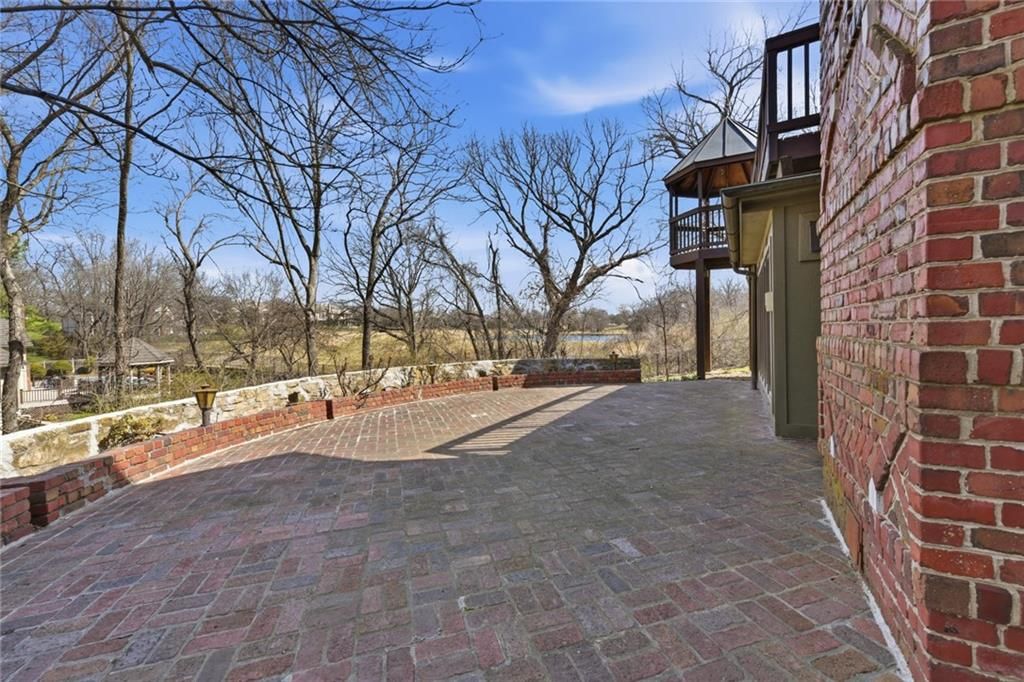 8461 Maplewood Lane — photo 81